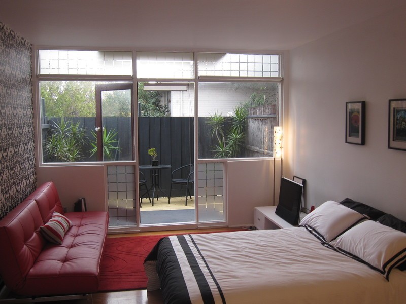 9/33 Grey Street, St Kilda VIC 3182