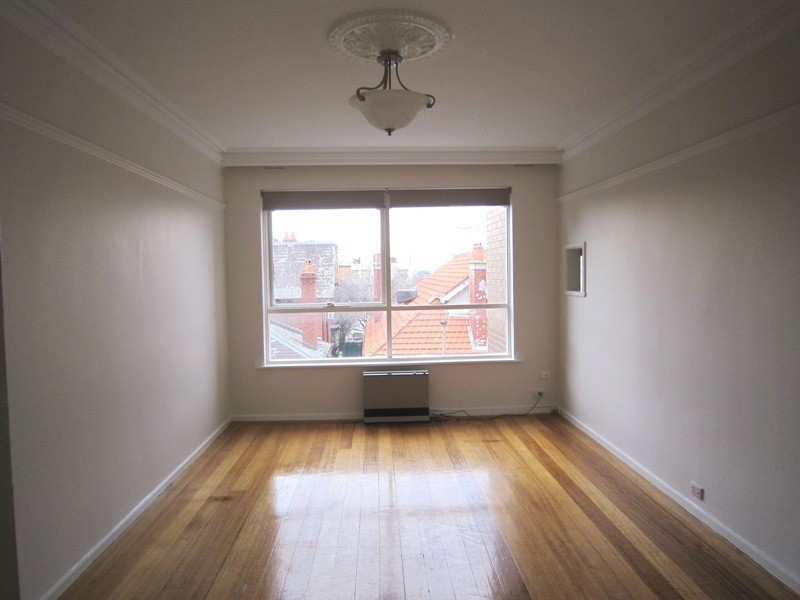 14/31 Burnett Street, St Kilda VIC 3182