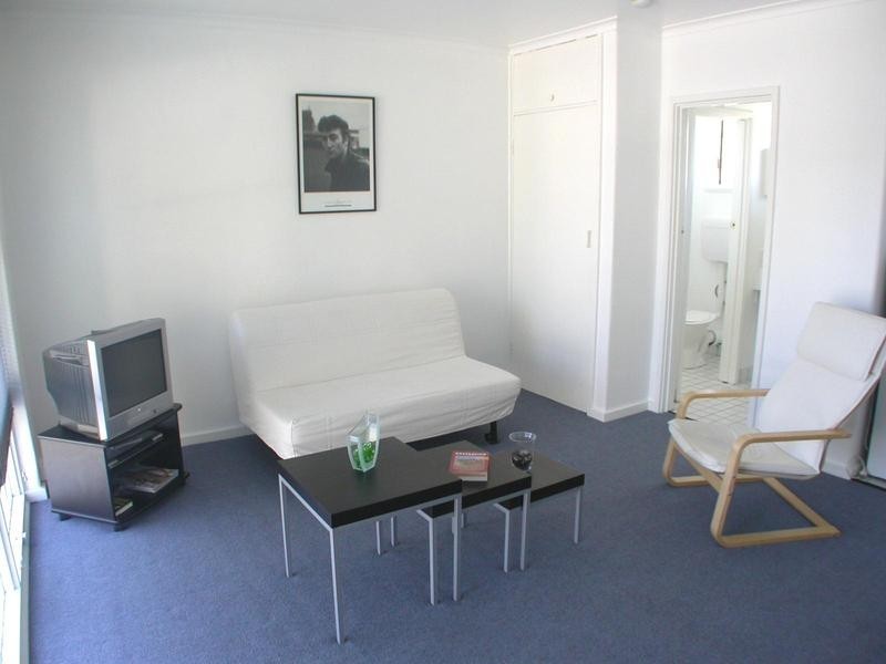 12/4 Park Street, St Kilda VIC 3182