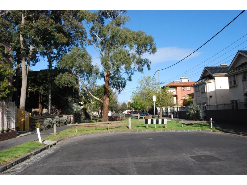 17/36 Dalgety Street, St Kilda VIC 3182