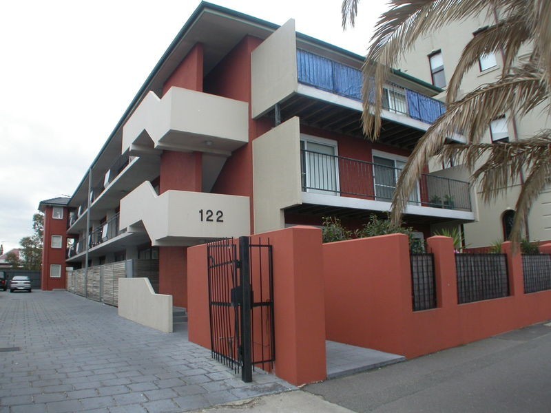 14/122 Beaconsfield Parade, Albert Park VIC 3206