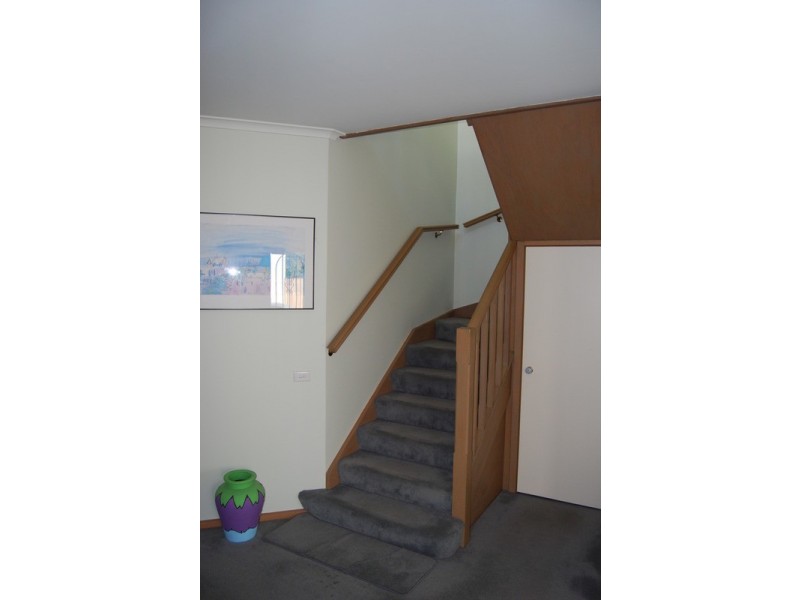 11 Charnwood Crescent, St Kilda VIC 3182