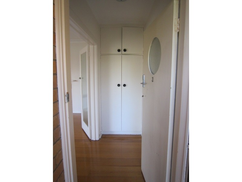 3/2 Newton Court, St Kilda VIC 3182