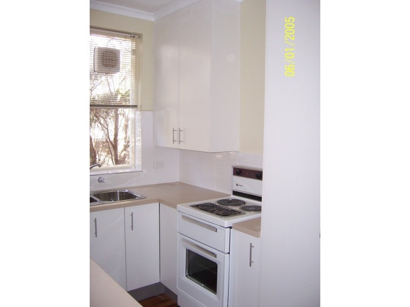 8/26 Pine Avenue, Elwood VIC 3184