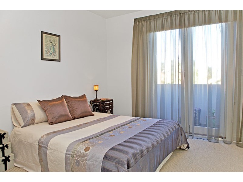 13/1a Maysbury Avenue, Elwood VIC 3184