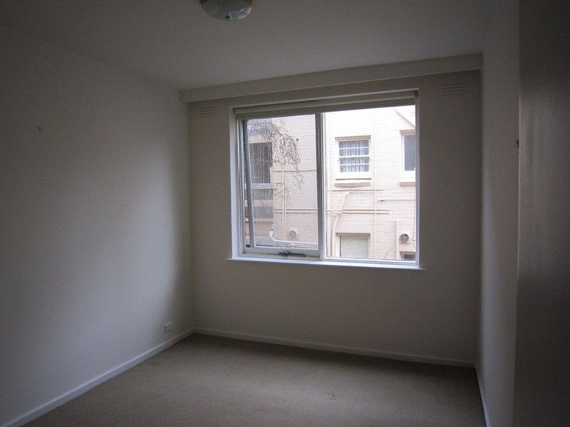 6/14 Mitford Street, St Kilda VIC 3182
