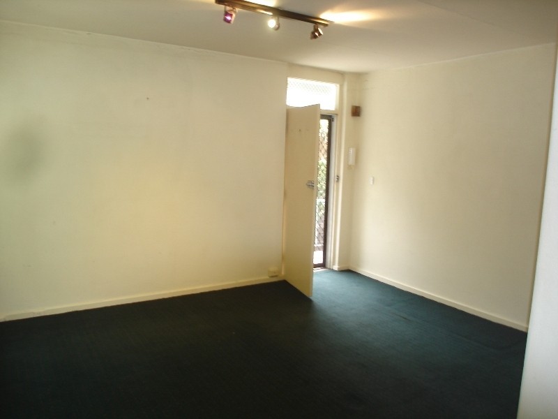 6/4 Park Street, St Kilda VIC 3182