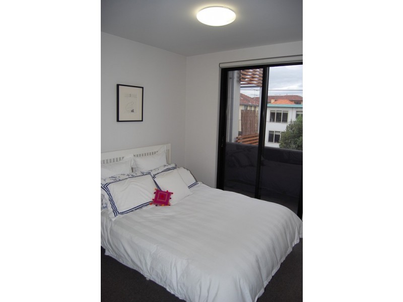 33/220 Barkly Street, St Kilda VIC 3182