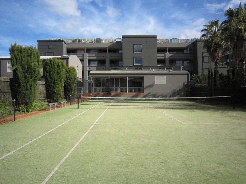 106/315-317 Beaconsfield Parade, St Kilda VIC 3182