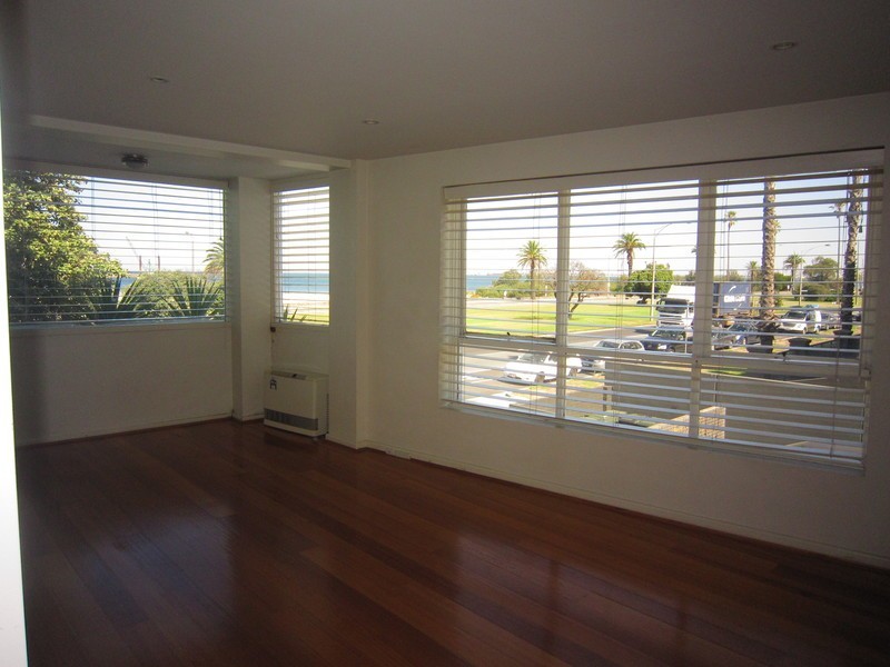 8/318 Beaconsfield Parade, St Kilda VIC 3182