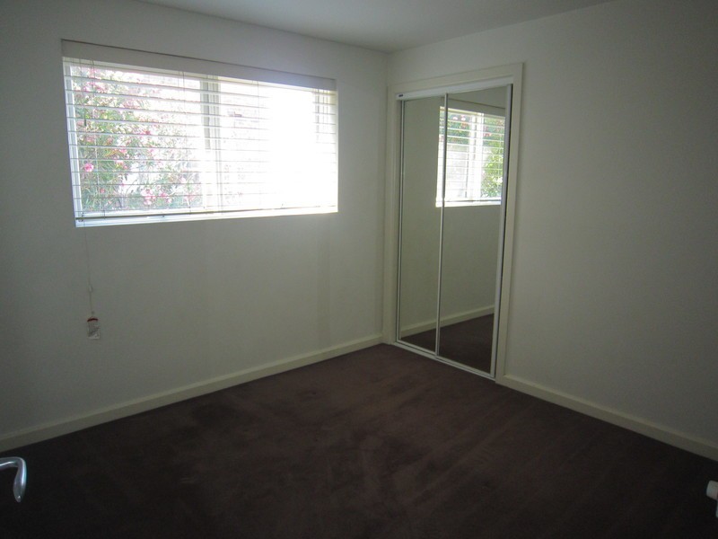 8/318 Beaconsfield Parade, St Kilda VIC 3182