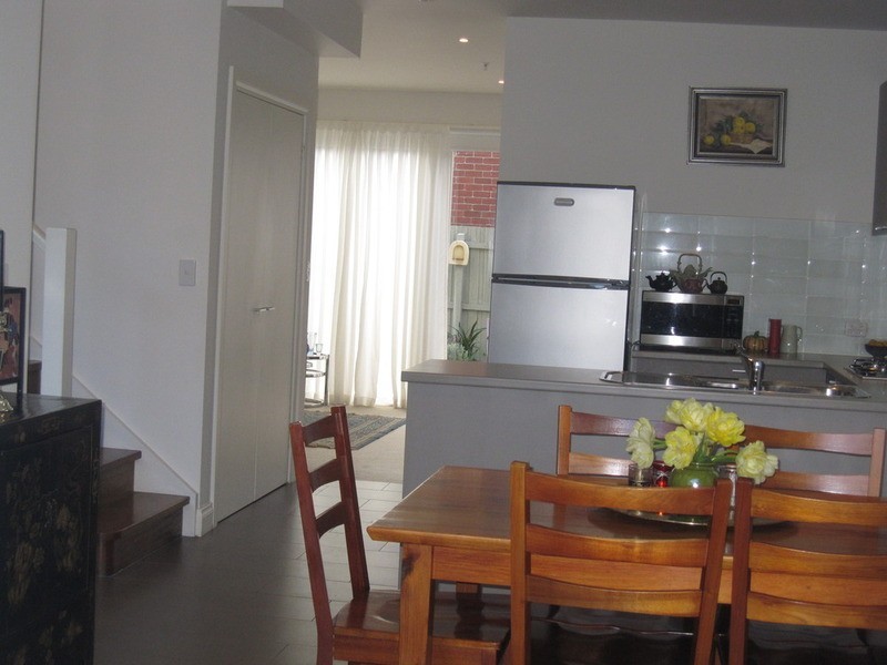 13/1a Maysbury Avenue, Elwood VIC 3184