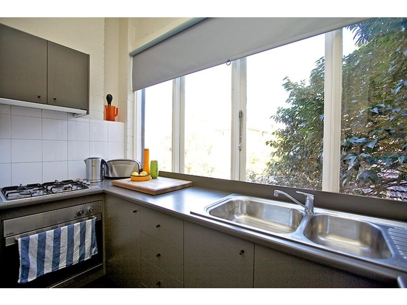 4/11 Wimmera Place, St Kilda VIC 3182