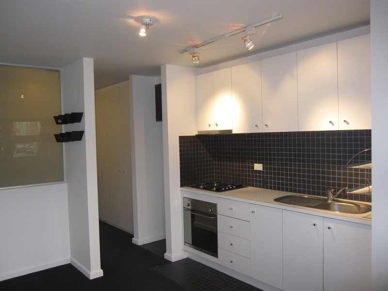 16/87 Alma Road, St Kilda VIC 3182