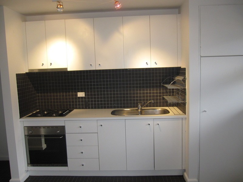 16/87 Alma Road, St Kilda VIC 3182