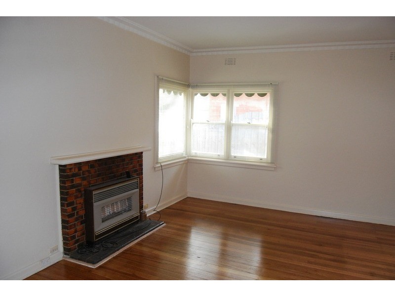 38 Elimatta Road, Oakleigh VIC 3166