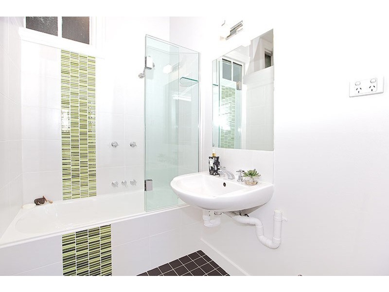 402/129 Fitzroy Street, St Kilda VIC 3182