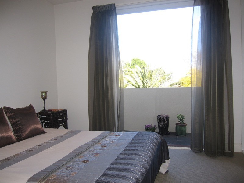 13/1a Maysbury Avenue, Elwood VIC 3184