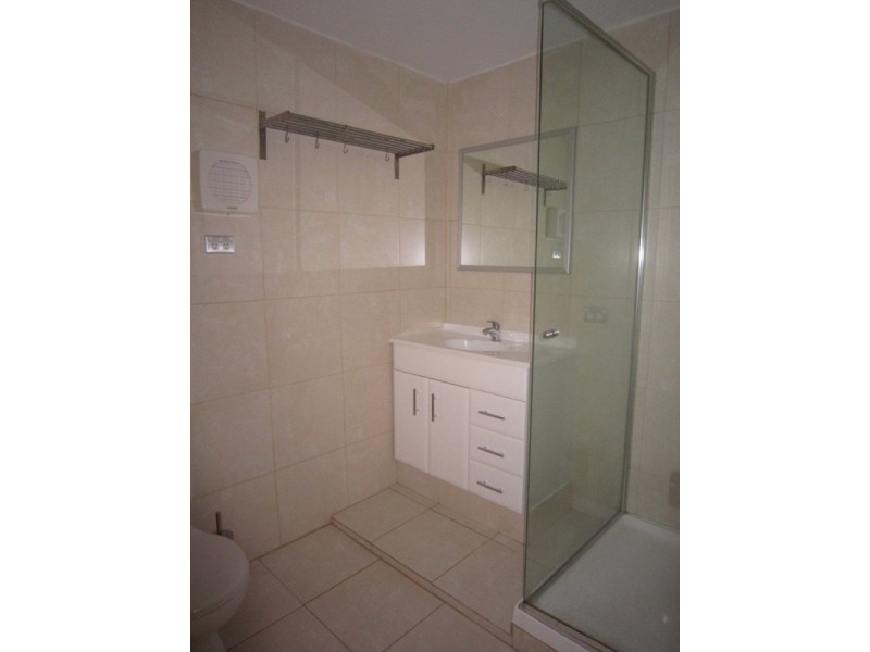 1A/21 The Esplanade, St Kilda VIC 3182