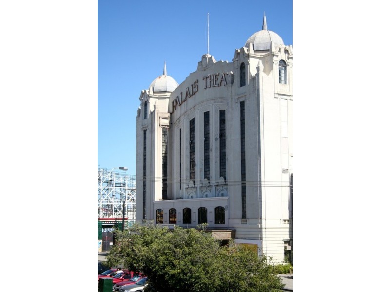1A/21 The Esplanade, St Kilda VIC 3182