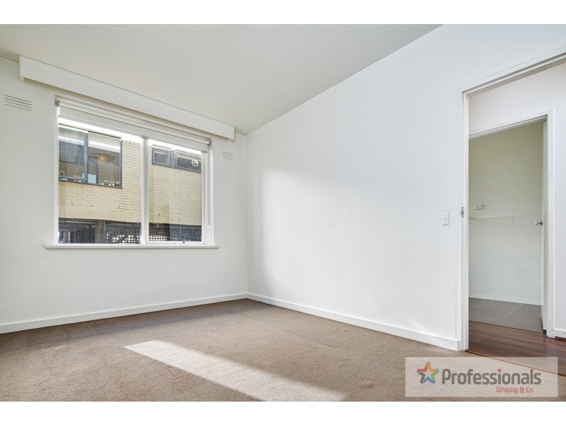3/2A Robe Street, St Kilda VIC 3182