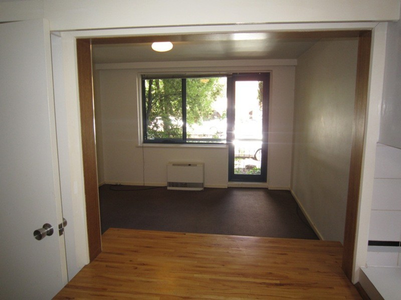 1/16 Mitford Street, St Kilda VIC 3182