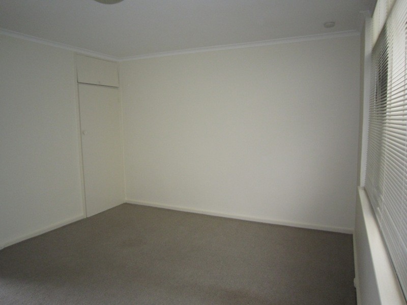 9/2 Dalgety Street, St Kilda VIC 3182