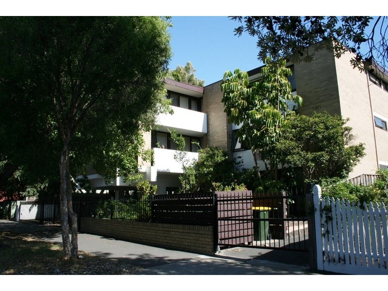 1/43 Park Street, St Kilda West VIC 3182