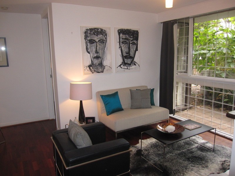 1/43 Park Street, St Kilda West VIC 3182