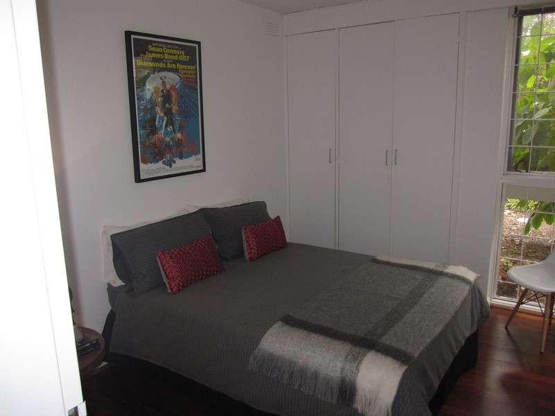 1/43 Park Street, St Kilda West VIC 3182