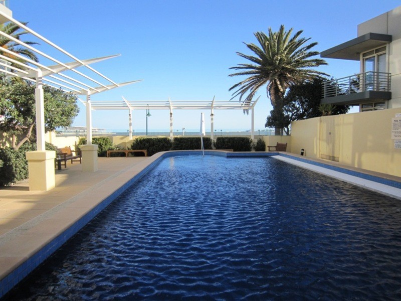 T03/115 Beach Street, Port Melbourne VIC 3207