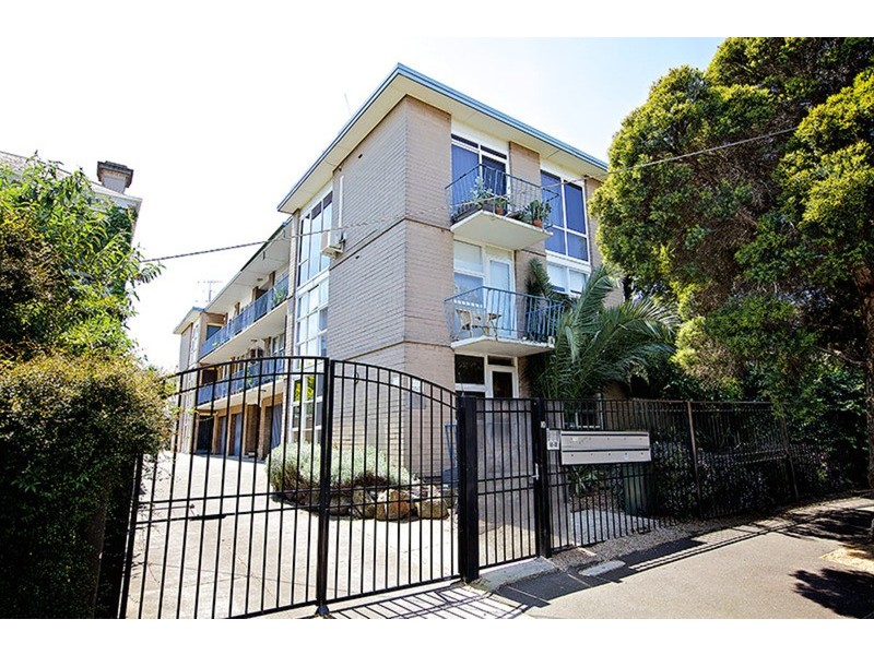 5/10 Gurner Street, St Kilda VIC 3182