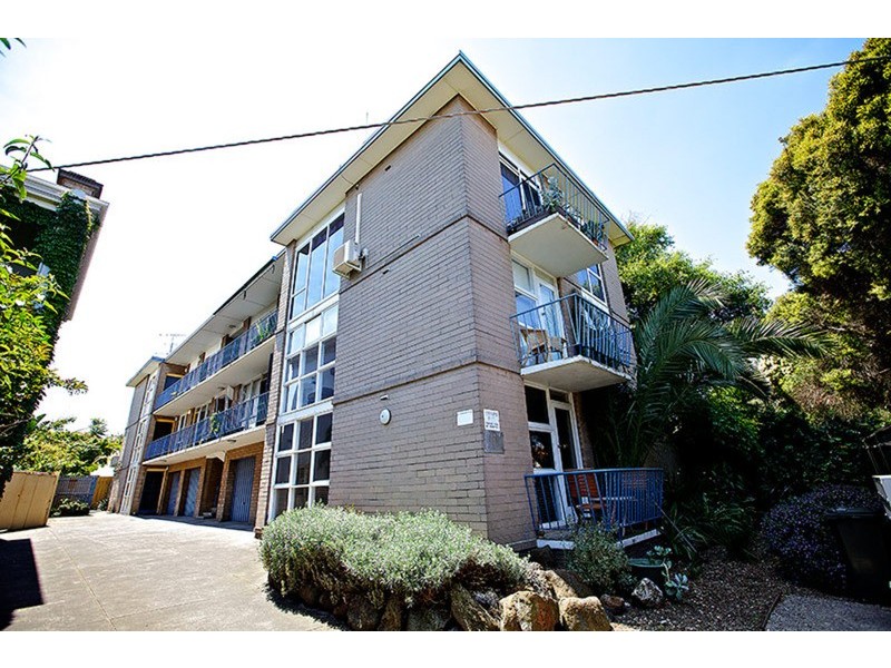 5/10 Gurner Street, St Kilda VIC 3182
