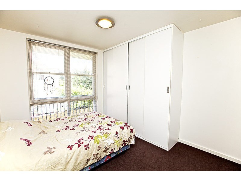 5/10 Gurner Street, St Kilda VIC 3182