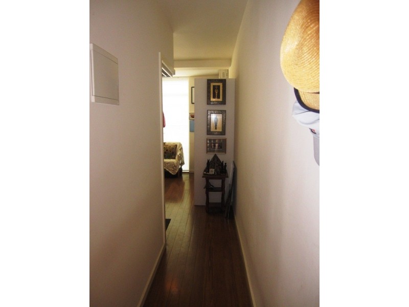 6/11 Bluff Avenue, Elwood VIC 3184