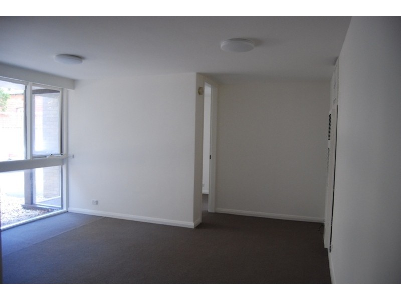 2/43 Park Street, St Kilda VIC 3182