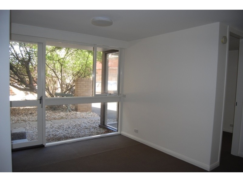 2/43 Park Street, St Kilda VIC 3182