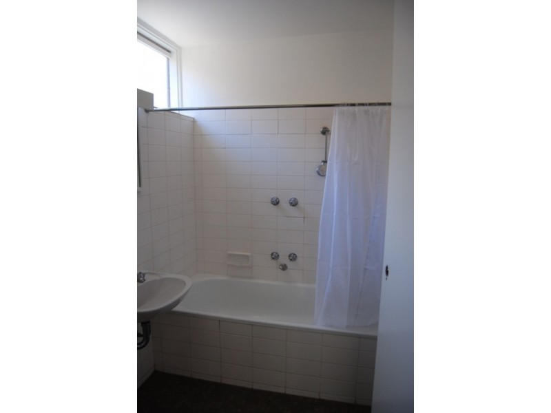 2/43 Park Street, St Kilda VIC 3182