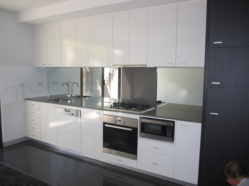 15/17 Robe Street, St Kilda VIC 3182