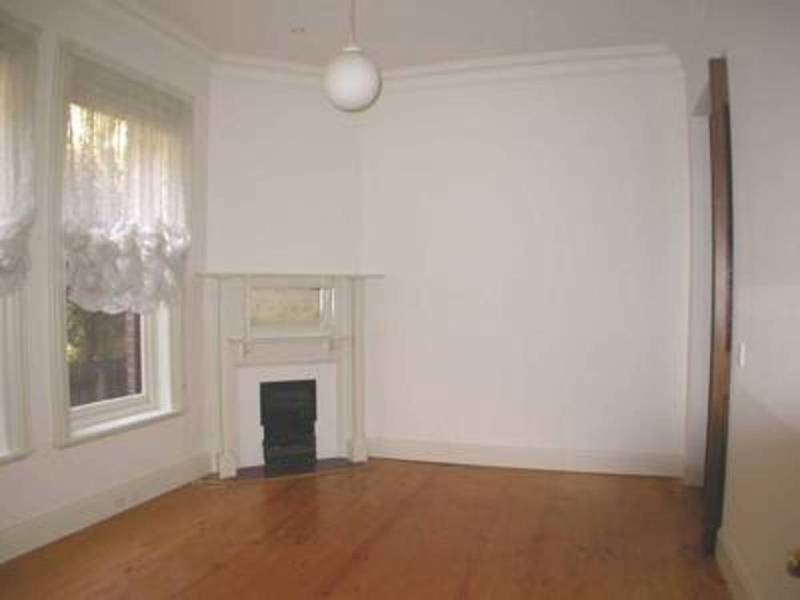 2/33 Grey Street, St Kilda VIC 3182