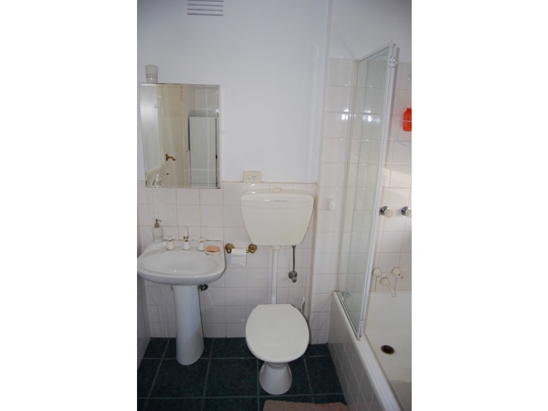 3/95-97 Carlisle Street, St Kilda VIC 3182