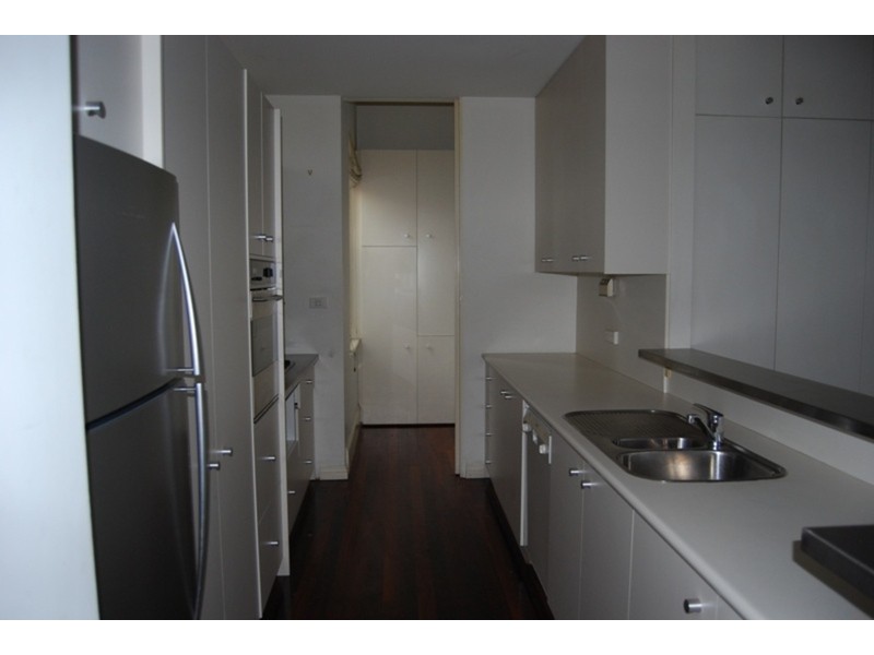 183 Ormond Road, Elwood VIC 3184