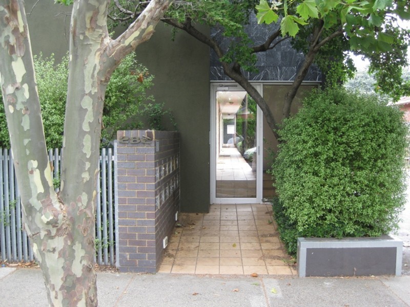 11/282 Barkly Street, St Kilda VIC 3182