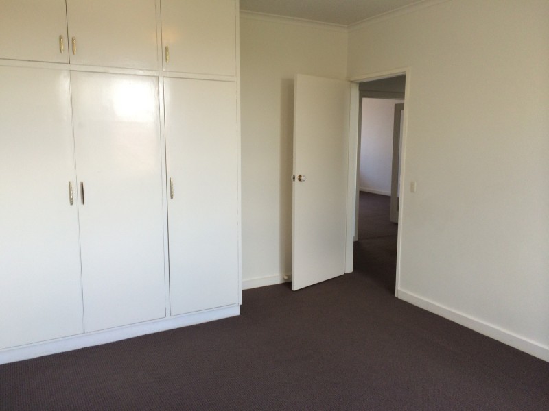 28/1-2 The Esplanade, St Kilda VIC 3182