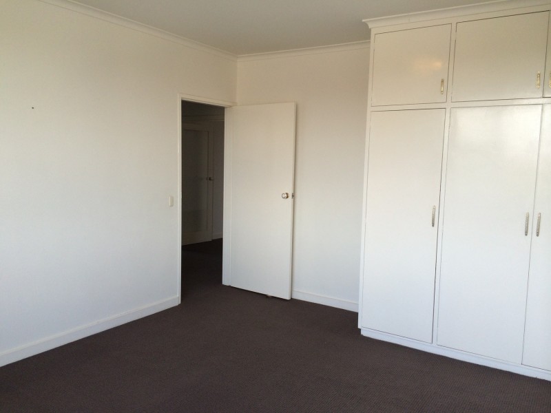 28/1-2 The Esplanade, St Kilda VIC 3182
