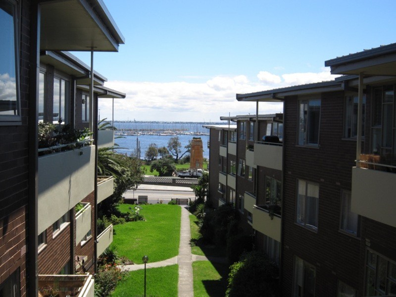29/1-2 The Esplanade, St Kilda VIC 3182