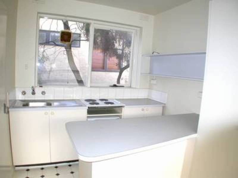 12/4 Wando Grove, St Kilda VIC 3182