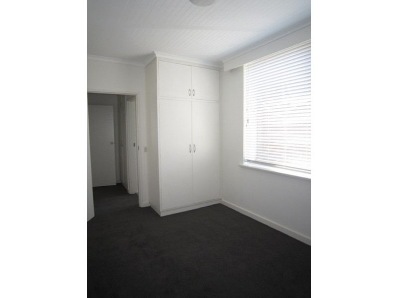 29/1-2 The Esplanade, St Kilda VIC 3182