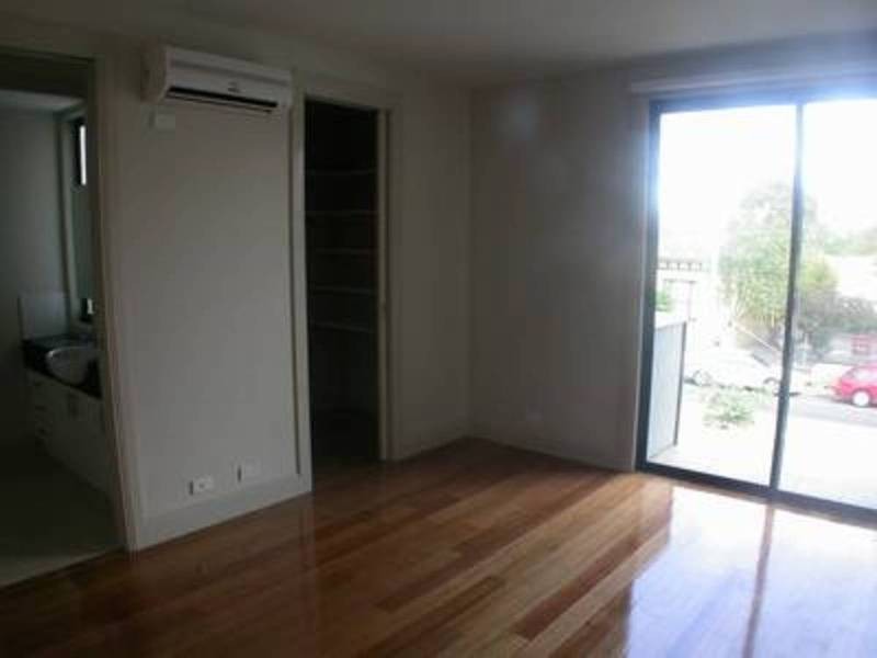3/48 Chapel Street, St Kilda VIC 3182