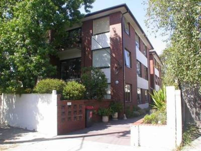 8/22 Mitford Street, St Kilda VIC 3182